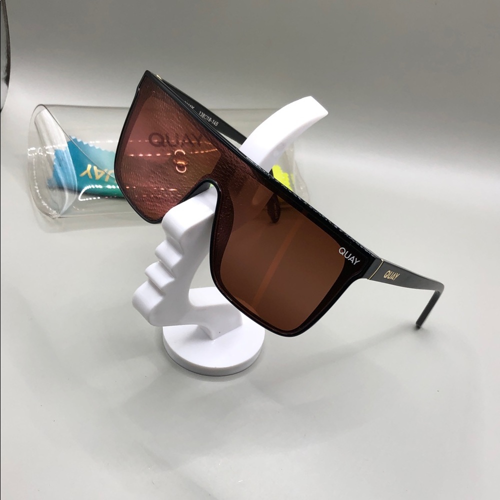 Quay Australia Nightfall Sunglasses 141 1212 Black Brown Lens Shield Oversized